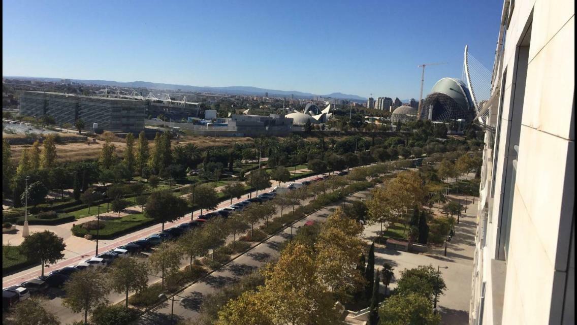 Apto En Ciudad De Las Ciencias Y Cerca Playa Valenza Esterno foto