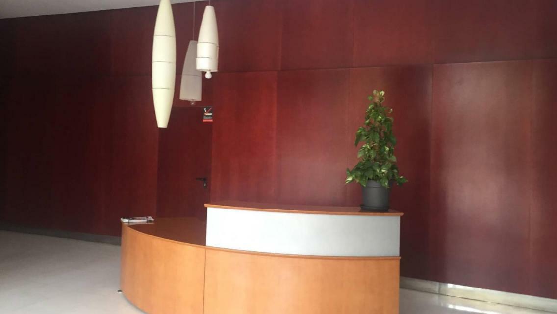 Apto En Ciudad De Las Ciencias Y Cerca Playa Valenza Esterno foto