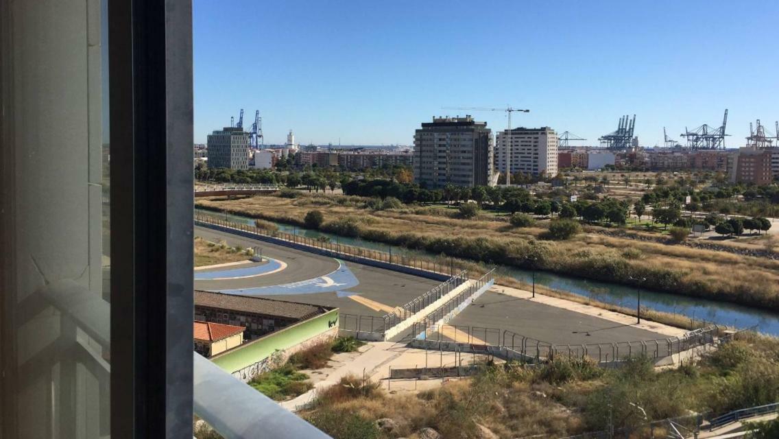Apto En Ciudad De Las Ciencias Y Cerca Playa Valenza Esterno foto